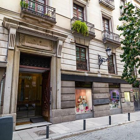 Puerta Del Sol VI Apartment Madrid Luaran gambar