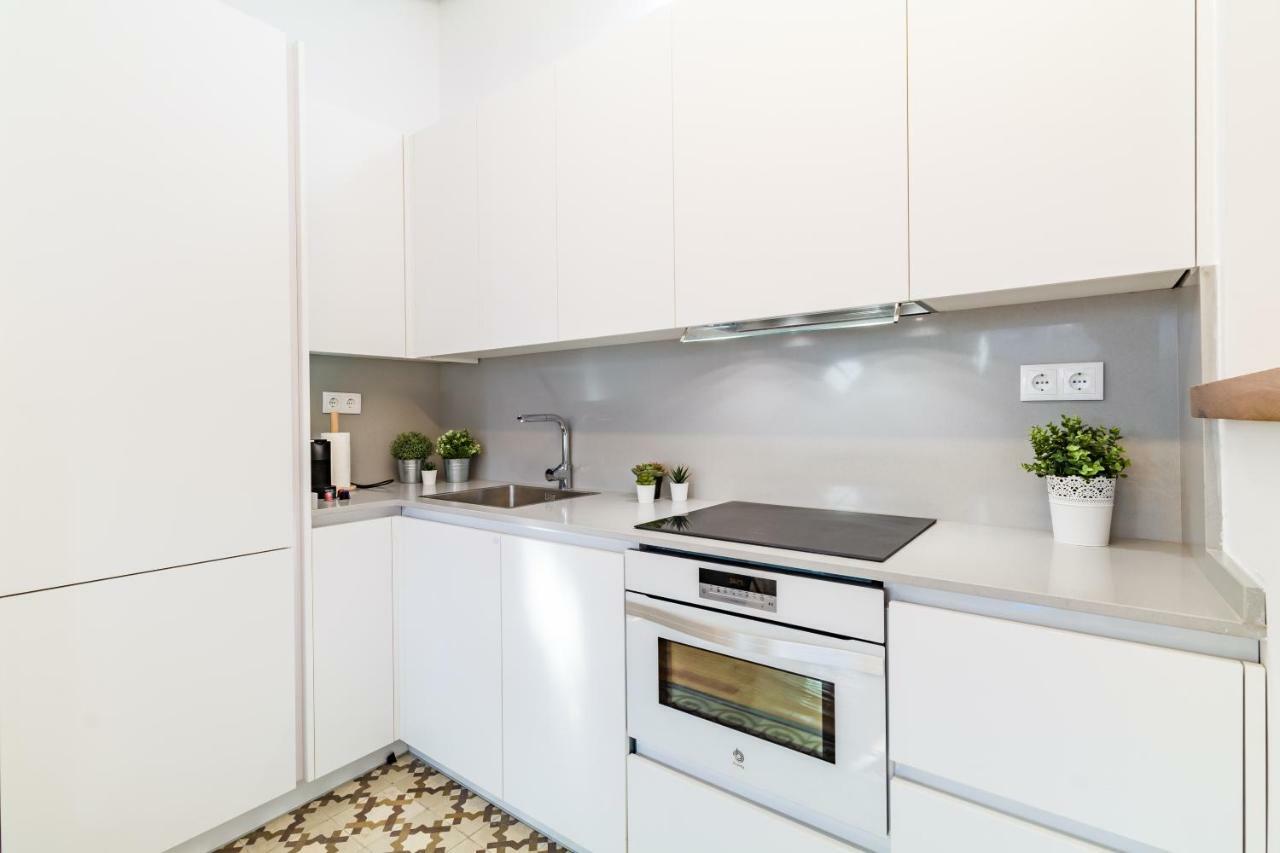 Puerta Del Sol VI Apartment Madrid Luaran gambar