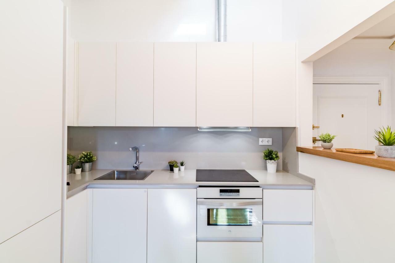 Puerta Del Sol VI Apartment Madrid Luaran gambar