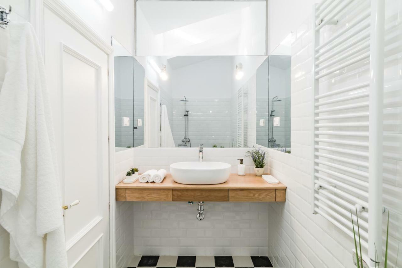 Puerta Del Sol VI Apartment Madrid Luaran gambar