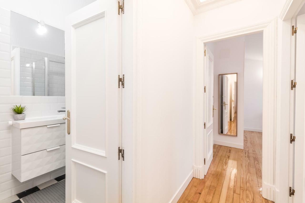 Puerta Del Sol VI Apartment Madrid Luaran gambar